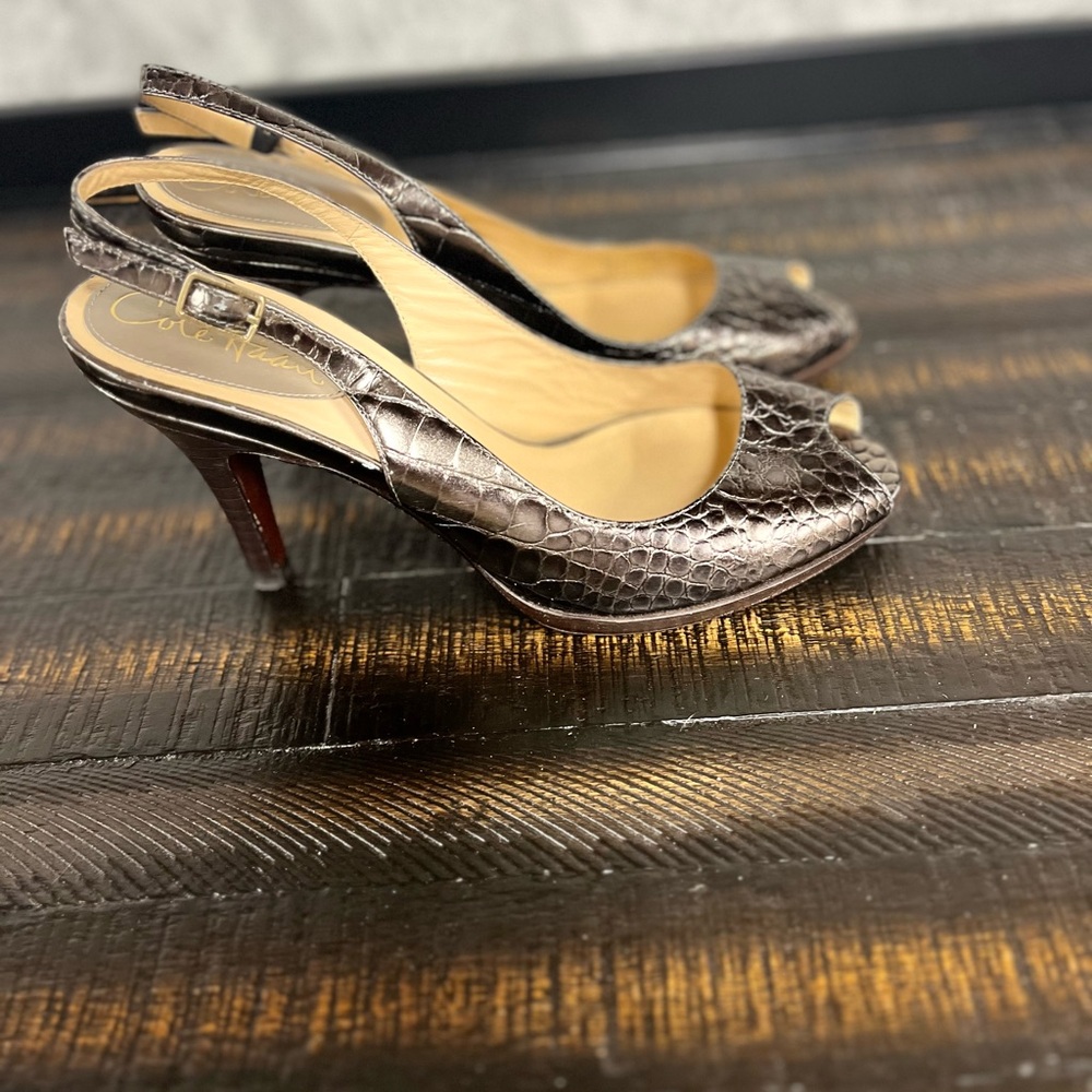 Women Cole Haan Nike Air Pumps
